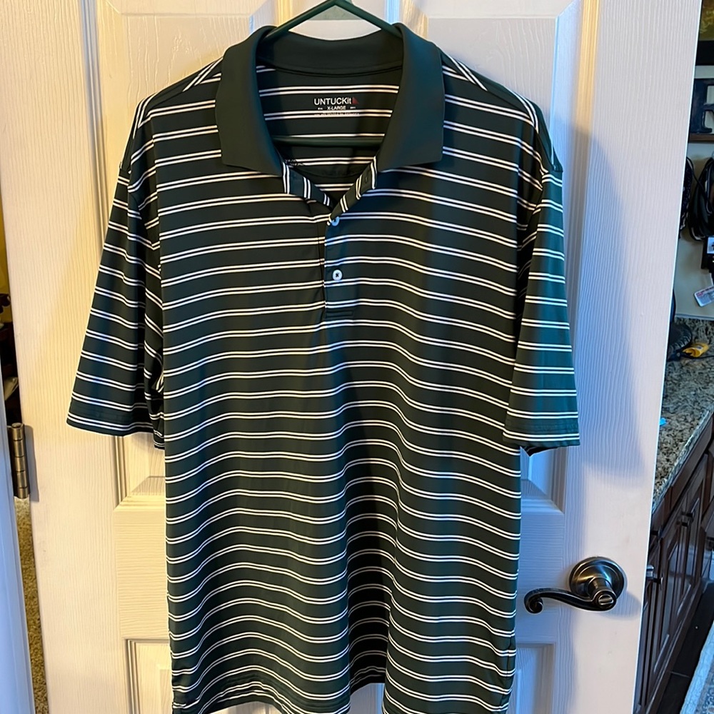 Untuckit XL mens SS shirt. Polyester / Spandex, flawless, perfect condition